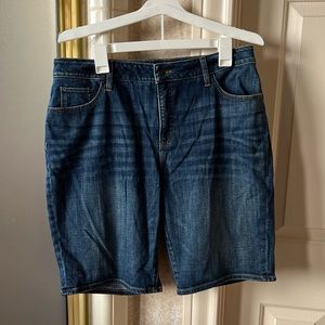 Chicos So Slimming Shorts 2.5